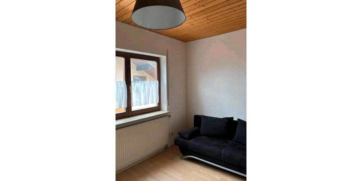Dachgeschoßwohnung Calw - 4 Zimmer, 105 m&sup2;, 1.050&euro; | Angebot:26091626