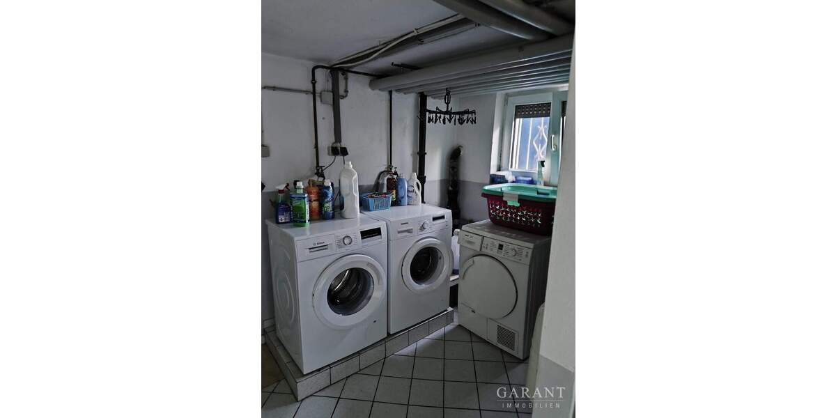 Mehrfamilienhaus, Wohnhaus Waiblingen Neustadt - 7 Zimmer, 148 m&sup2;, 790.000&euro; | Angebot:24438396