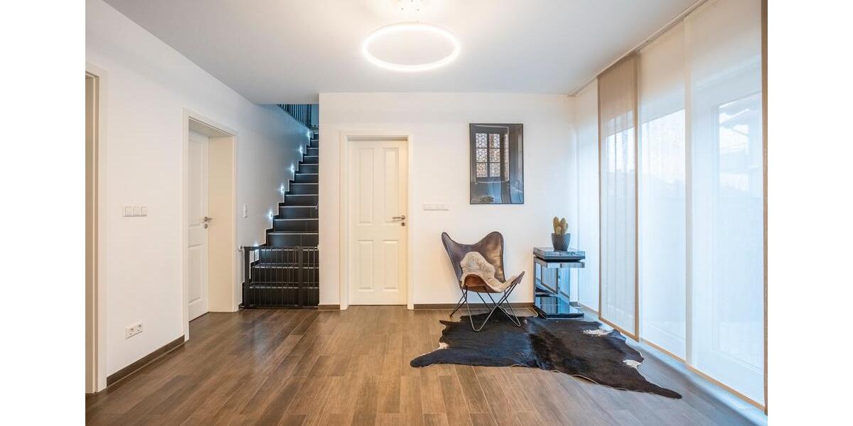 Einfamilienhaus Remseck am Neckar - 6.5 Zimmer, 202 m&sup2;, 965.000&euro; | Angebot:26553777