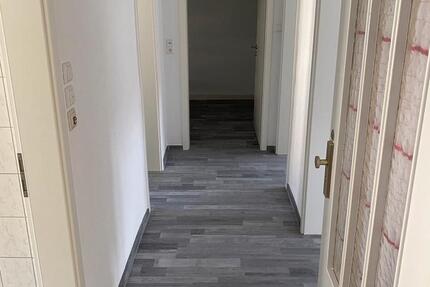 Wohnung Ludwigsburg Eglosheim - 3 Zimmer, 64 m&sup2;, 1.100&euro; | Angebot:25977699