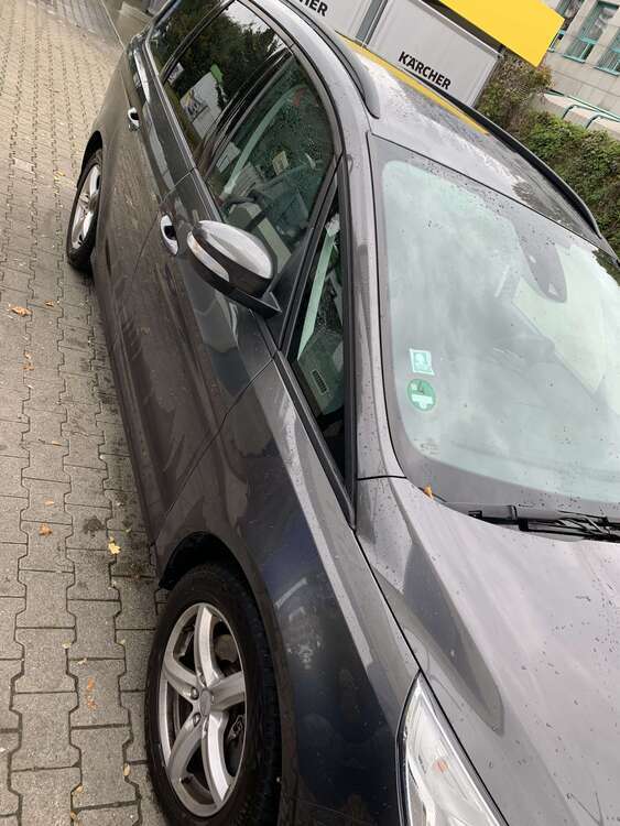 Ford Galaxy 171.100 km 14.450 € Stuttgart 70437