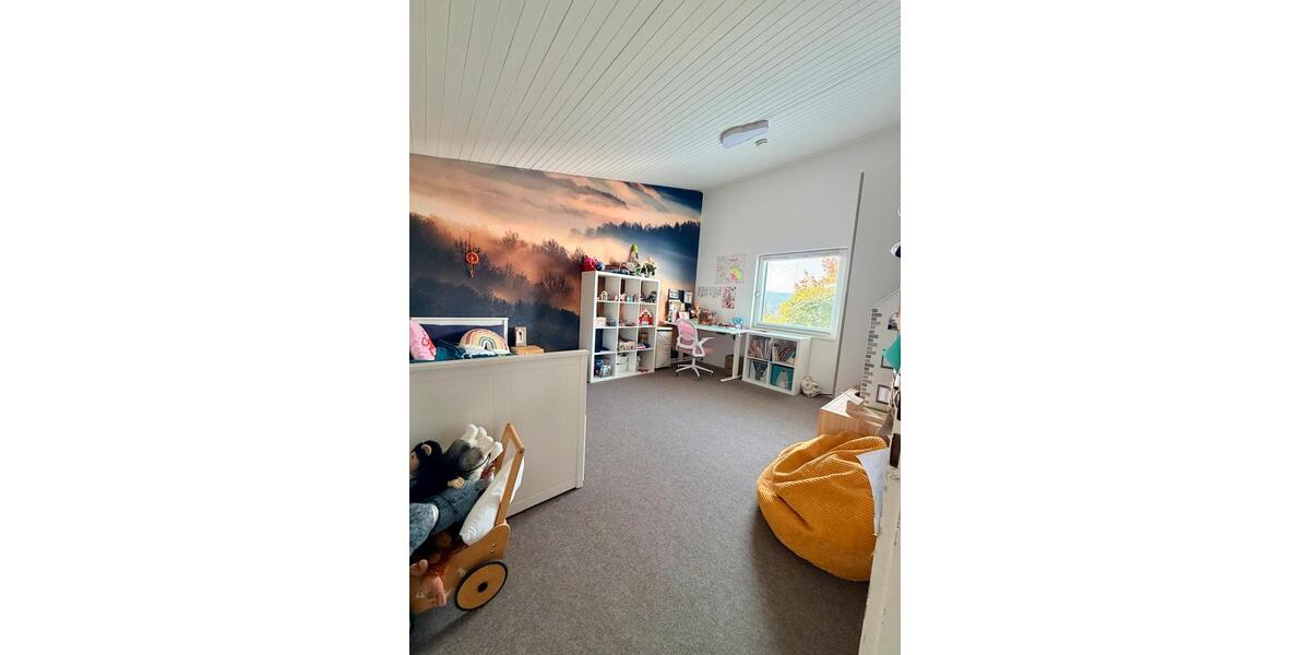 Einfamilienhaus Leonberg - 5 Zimmer, 165 m&sup2;, 2.700&euro; | Angebot:27617746