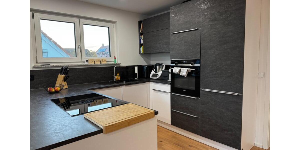 Dachgeschoßwohnung Rottenburg am Neckar - 3 Zimmer, 81 m&sup2;, 385.000&euro; | Angebot:24430120