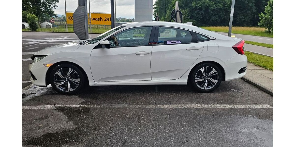 Honda Civic 121.000 km 18.400 &euro; Stuttgart 70188