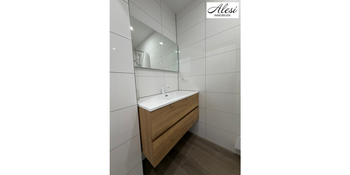 Etagenwohnung Stuttgart Ost - 2 Zimmer, 50 m&sup2;, 265.000&euro; | Angebot:24319697