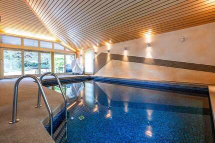 Haus Herrenberg - 11 Zimmer, 381 m&sup2;, 1.395.000&euro; | Angebot:25915562