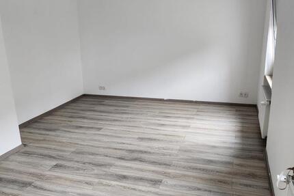 Wohnung Pforzheim Nordstadt - 2 Zimmer, 65 m&sup2;, 875&euro; | Angebot:26444720