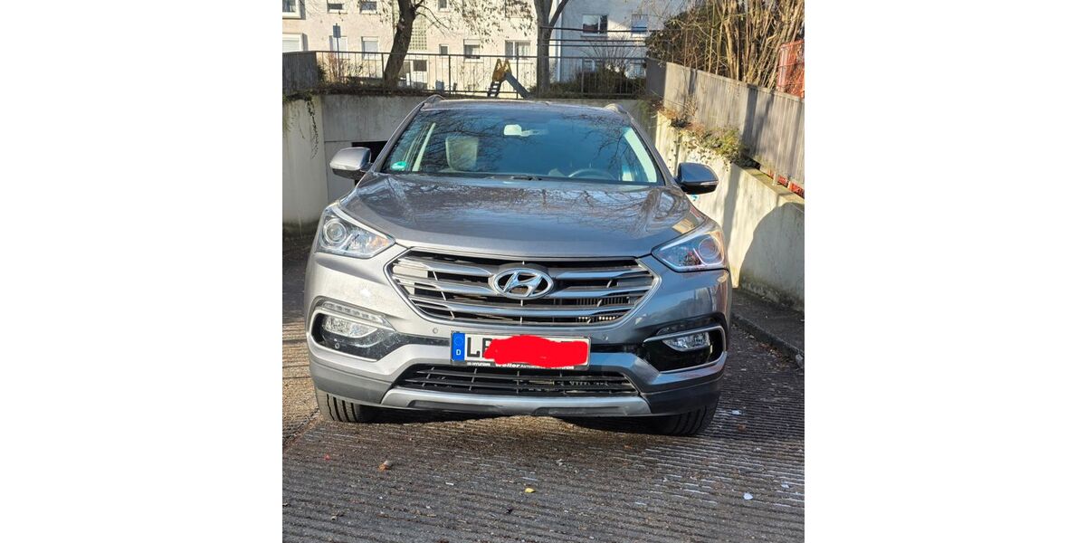 Hyundai SANTA FE 176.000 km 12.800 &euro; Stammheim 70439