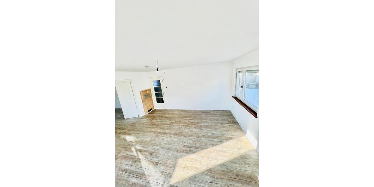 Erdgeschoßwohnung Pforzheim Eutingen - 3 Zimmer, 100 m&sup2;, 750&euro; | Angebot:24467955