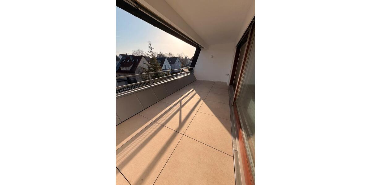 Dachgeschoßwohnung Kornwestheim - 4.5 Zimmer, 110 m&sup2;, 489.000&euro; | Angebot:27607428