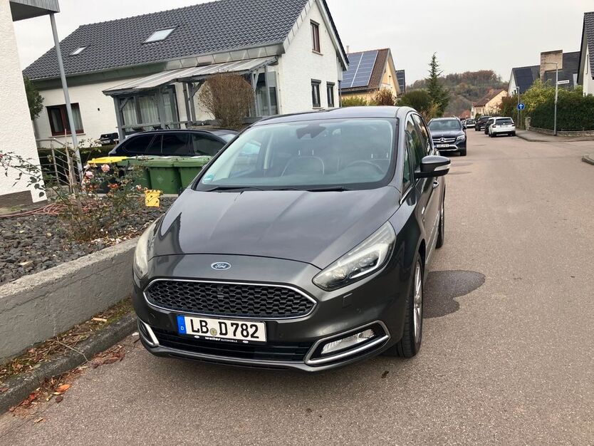Ford S-Max 146.000 km 13.900 € Markgröningen 71706