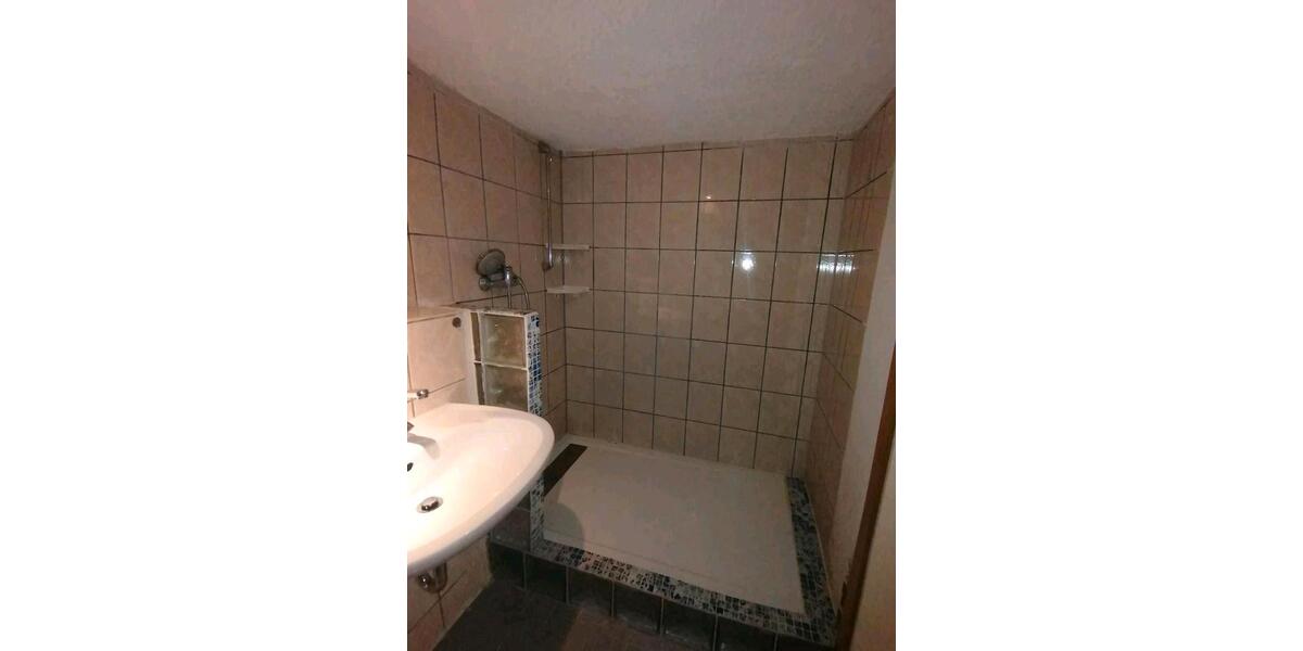 Doppelhaushälfte Nürtingen - 13 Zimmer, 210 m&sup2;, 430.000&euro; | Angebot:26786022