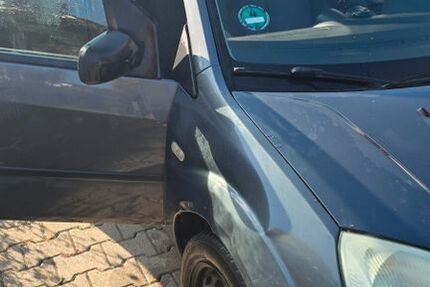 Ford Fiesta 281.000 km 800 € Pforzheim 75179