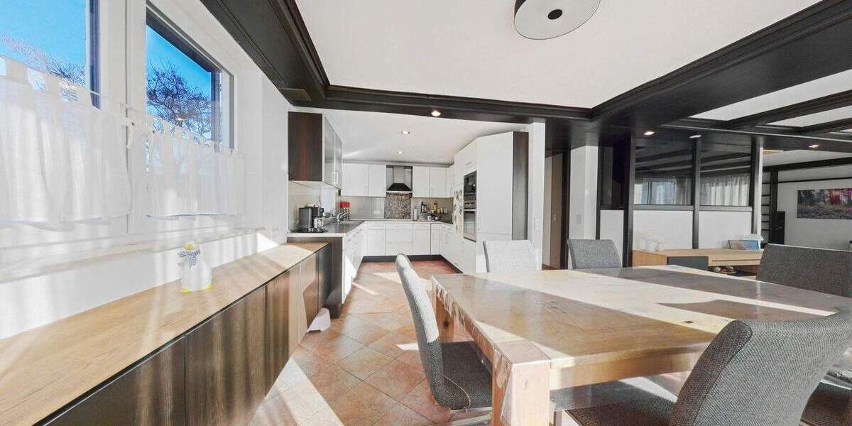 Etagenwohnung Remseck Neckarrems - 7 Zimmer, 226 m&sup2;, 799.000&euro; | Angebot:24847873