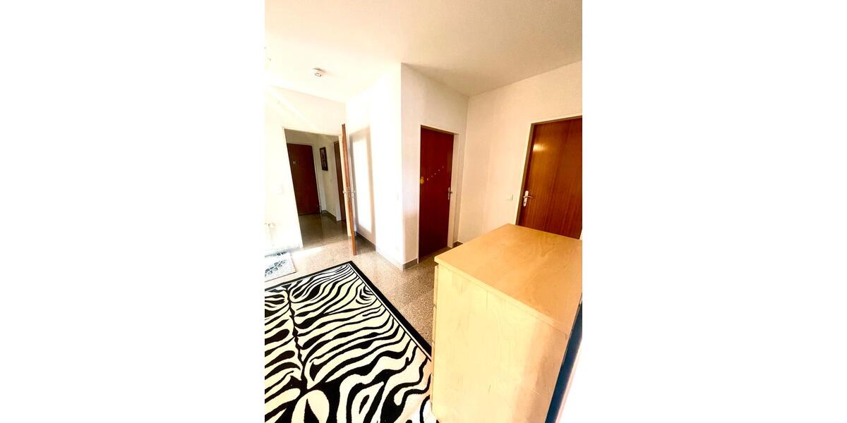 Etagenwohnung Sindelfingen Sindelfingen (Stadt) - 3 Zimmer, 98 m&sup2;, 1.300&euro; | Angebot:26415224
