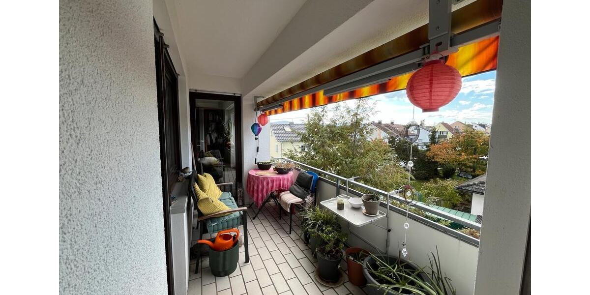 Etagenwohnung Reutlingen Sondelfingen - 4 Zimmer, 110 m&sup2;, 469.000&euro; | Angebot:24453481
