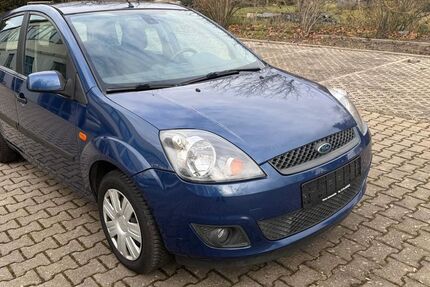 Ford Fiesta 179.000 km 2.300 &euro; Wurmberg 75449