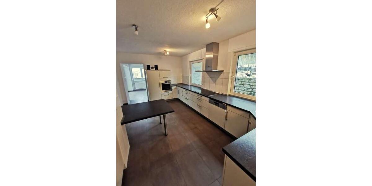 Einfamilienhaus Aidlingen - 7 Zimmer, 150 m&sup2;, 1.800&euro; | Angebot:27618934