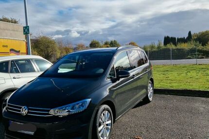 VW Touran 132.000 km 17.100 € Ostfildern 73760