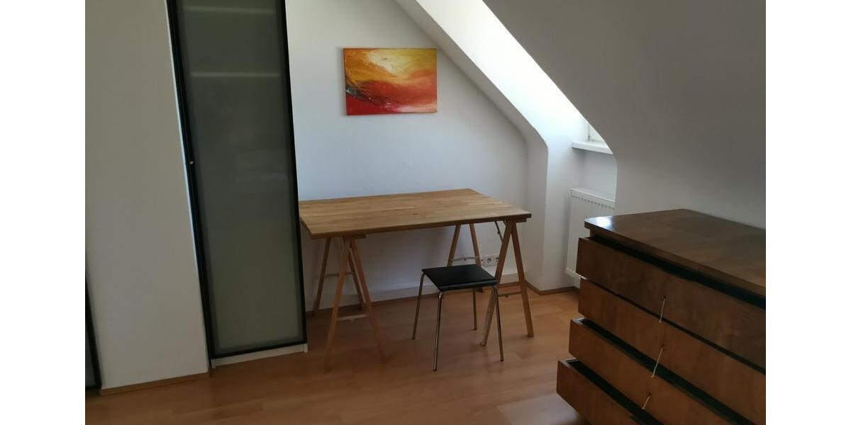 Dachgeschoßwohnung Stuttgart Degerloch - 2 Zimmer, 47 m&sup2;, 890&euro; | Angebot:24593198