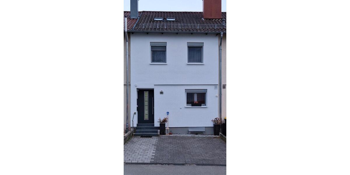 Reihenhaus Reutlingen Sondelfingen - 4 Zimmer, 98 m&sup2;, 385.000&euro; | Angebot:26384989