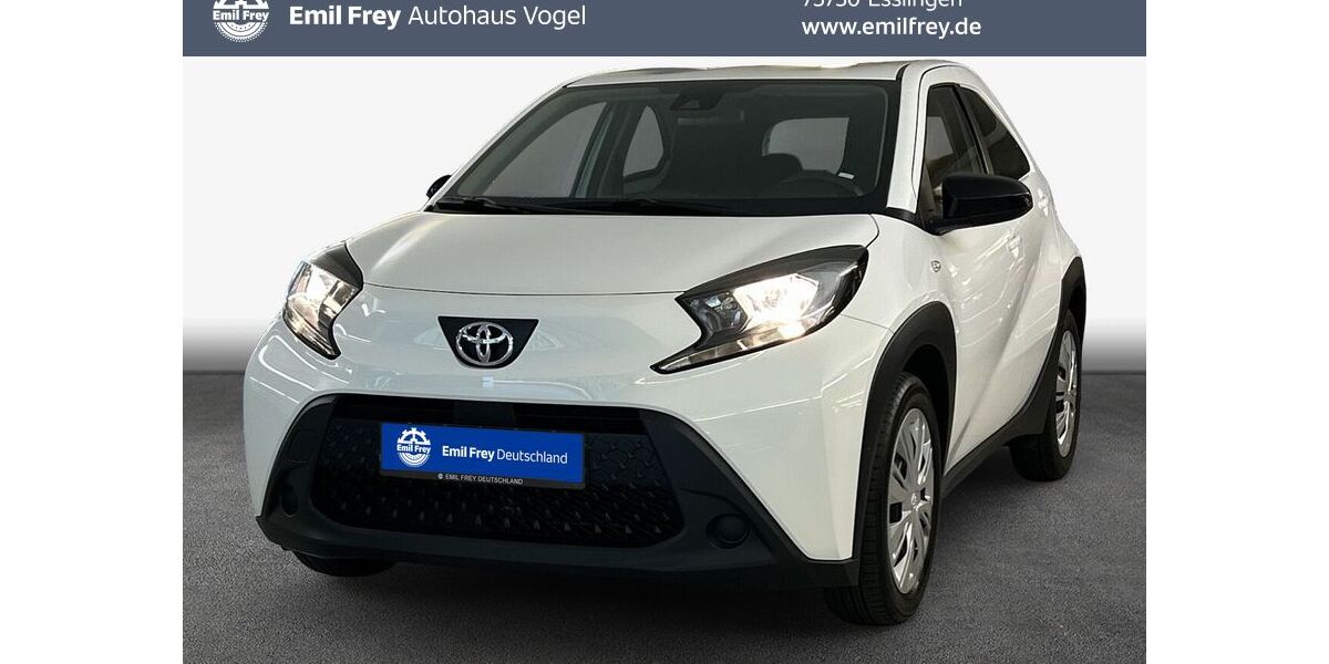 Toyota Aygo (X) 30.600 km 13.880 &euro; Esslingen 73730