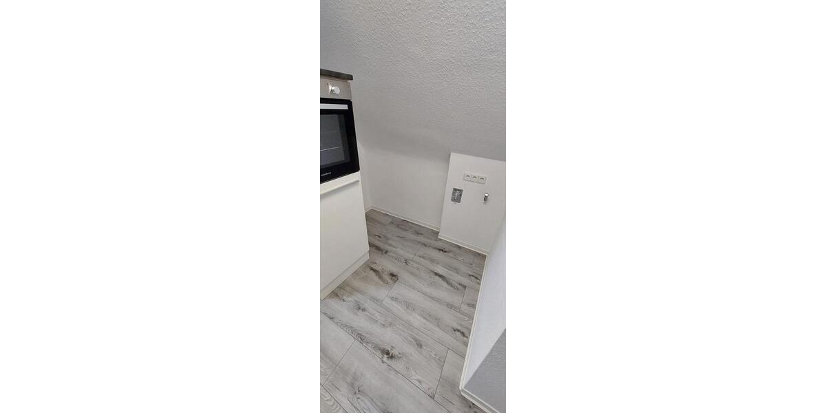 Dachgeschoßwohnung Weil der Stadt - 3 Zimmer, 60 m&sup2;, 650&euro; | Angebot:25865132