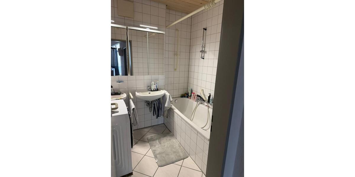 Dachgeschoßwohnung Pforzheim - 3 Zimmer, 78 m&sup2;, 880&euro; | Angebot:24755072
