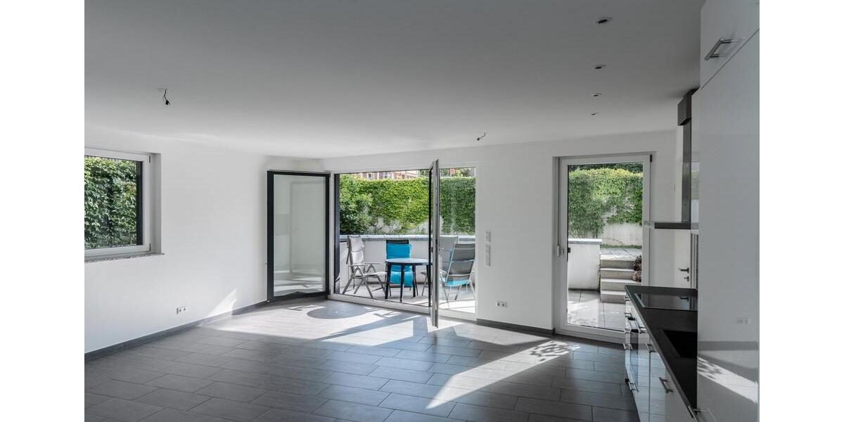 Erdgeschoßwohnung Stuttgart Stuttgart-West - 2 Zimmer, 70 m&sup2;, 495.000&euro; | Angebot:26837407