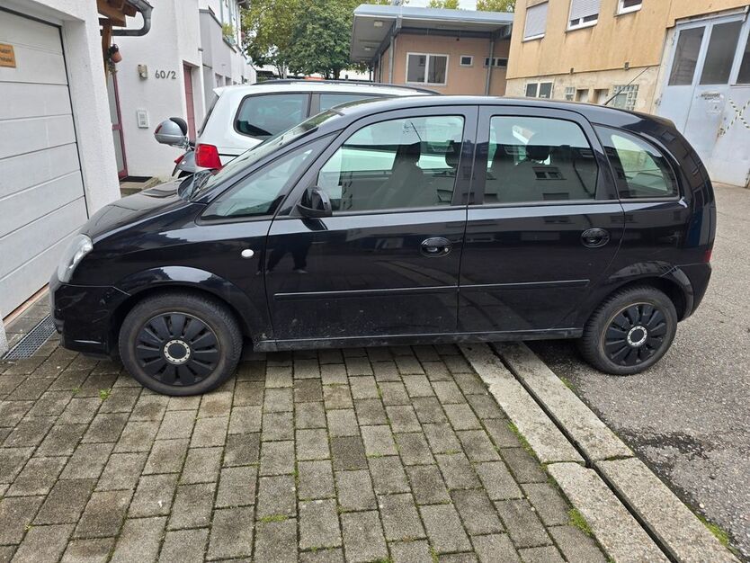 Opel Meriva 183.000 km 1.750 € Esslingen 73734