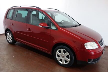 VW Touran 227.000 km 2.999 € Mühlacker 75417