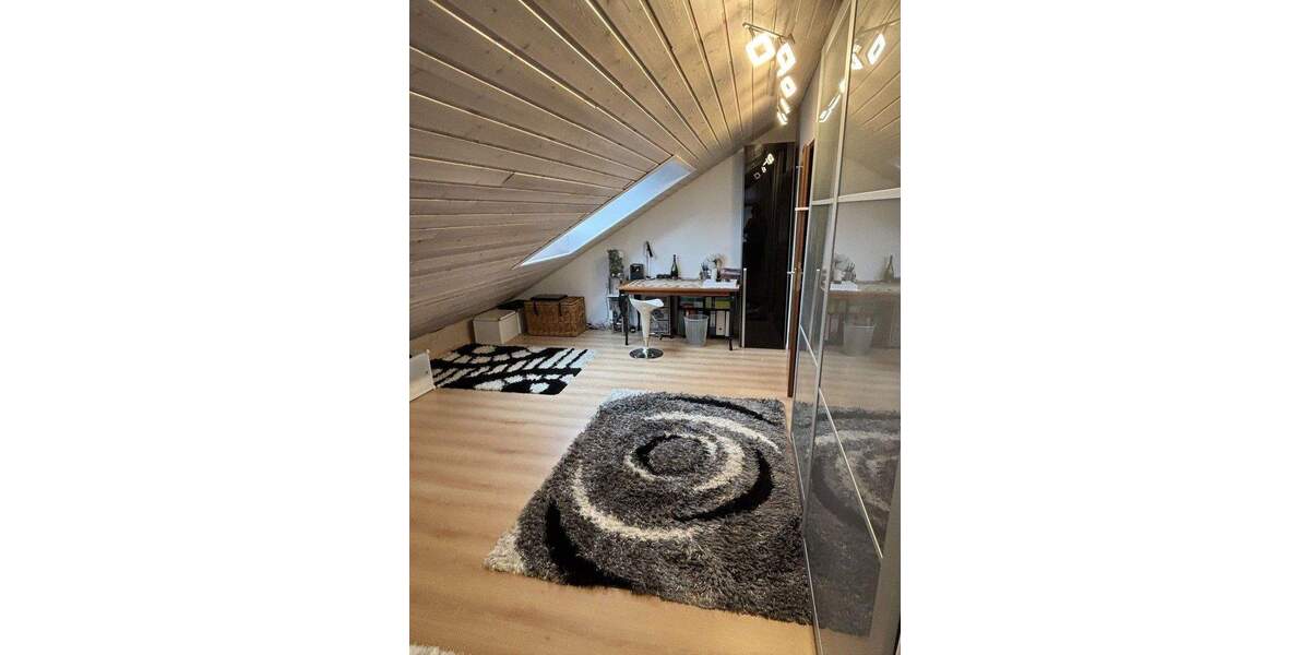 Doppelhaushälfte Böblingen Dagersheim - 7 Zimmer, 190 m&sup2;, 850.000&euro; | Angebot:25659264