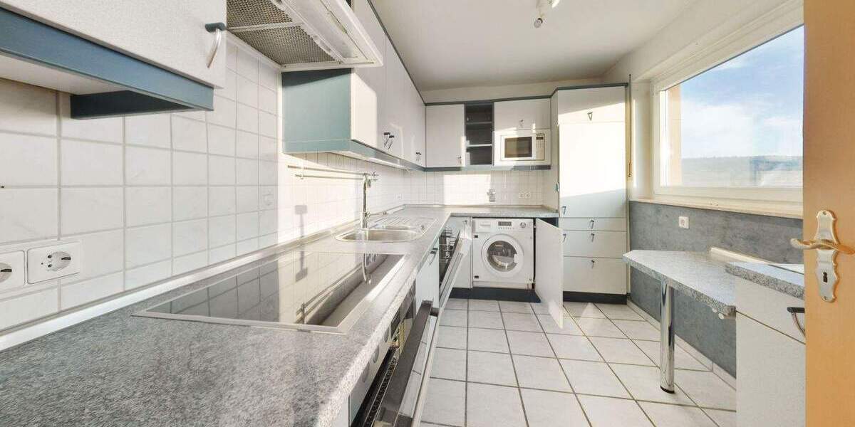 Etagenwohnung Metzingen - 6 Zimmer, 153 m&sup2;, 349.000&euro; | Angebot:24622101