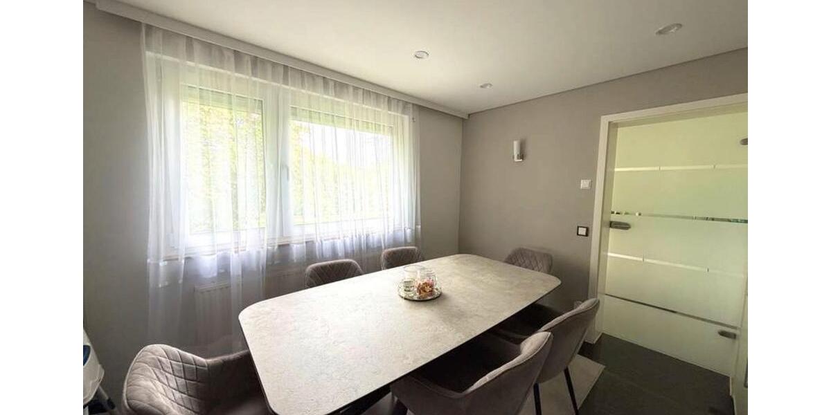 Etagenwohnung Böblingen - 4 Zimmer, 100 m&sup2;, 420.000&euro; | Angebot:26680973