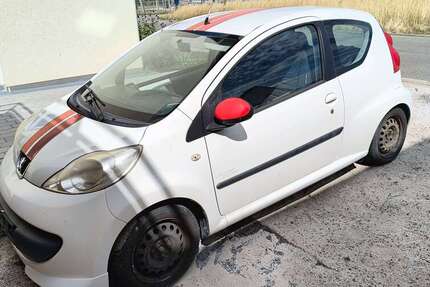 Peugeot 107 154.500 km 1.990 &euro; Böblingen, Stadt 71034