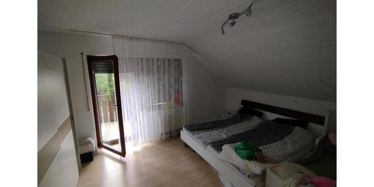 Doppelhaushälfte Wiernsheim - 5 Zimmer, 120 m&sup2;, 1.250&euro; | Angebot:27617807
