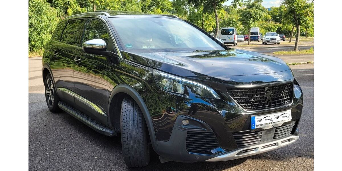 Peugeot 5008 101.000 km 20.500 &euro; sindelfingen 71067