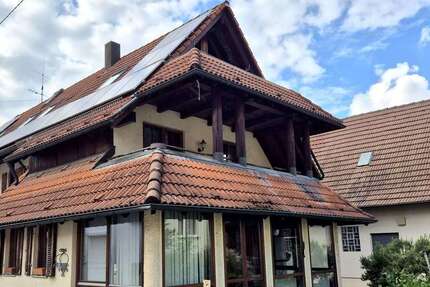 Haus zum Kaufen in Esslingen 580.000 € 204.27 m² 10 zimmer