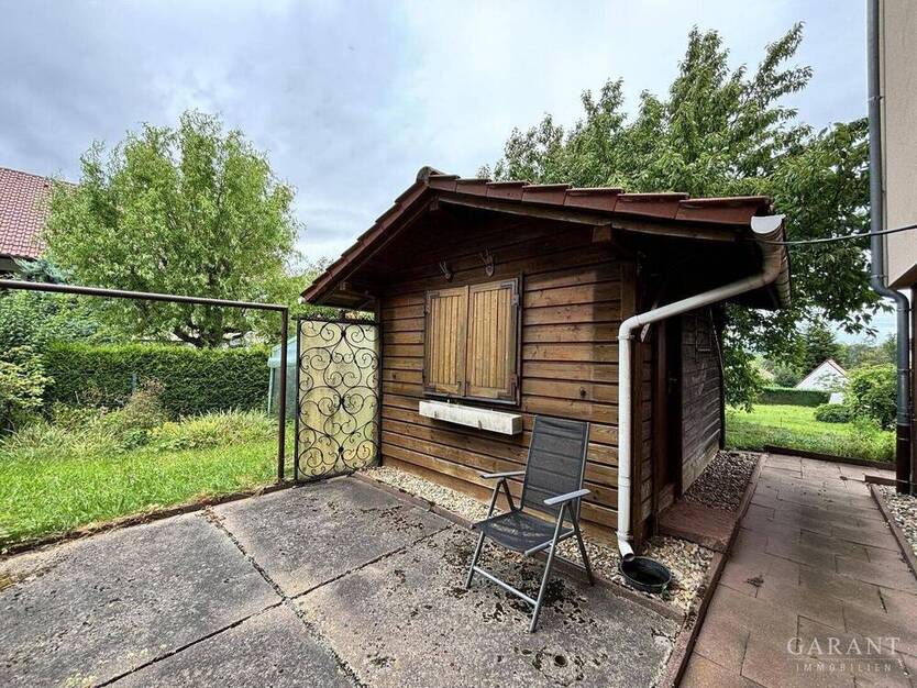 Dreifamilienhaus mit EinliegerWohnung in Büchenbronn