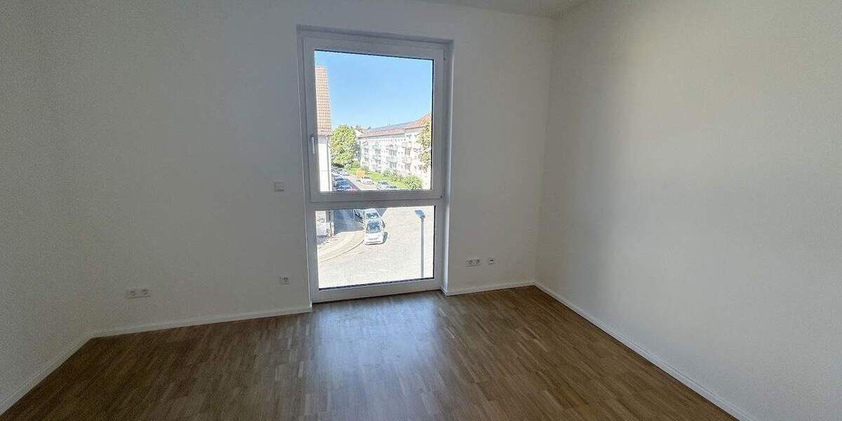 Etagenwohnung Stuttgart Untertürkheim - 3 Zimmer, 84 m&sup2;, 1.490&euro; | Angebot:23941553
