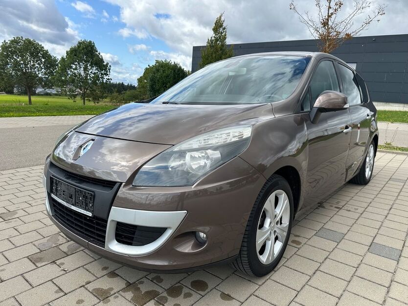 Renault Scenic 192.429 km 2.999 € Schönaich 71101