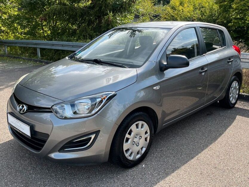 i20