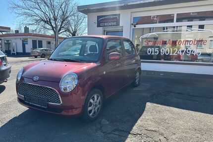 Daihatsu TREVIS