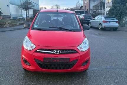Hyundai i10 109.334 km 2.999 &euro; Weil Im Schoenbuch 71093