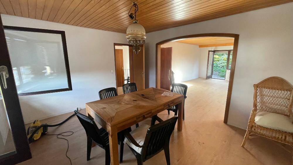 Mehrfamilienhaus, Wohnhaus Weil der Stadt - 6 Zimmer, 132 m&sup2;, 2.300&euro; | Angebot:23958811