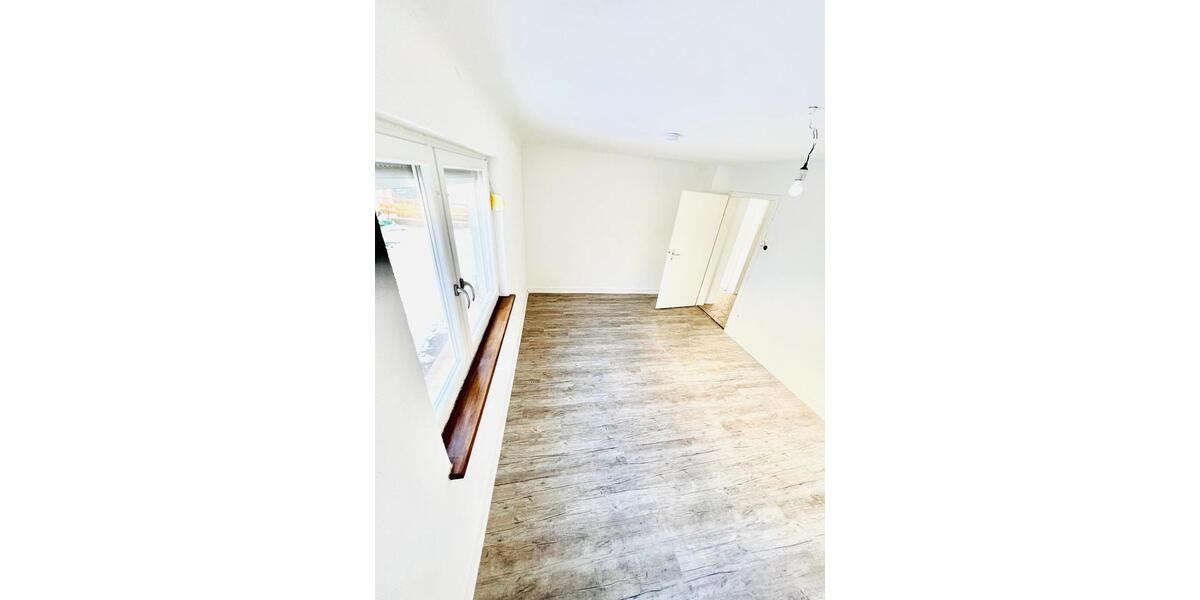 Erdgeschoßwohnung Pforzheim Eutingen - 3 Zimmer, 100 m&sup2;, 750&euro; | Angebot:24467955