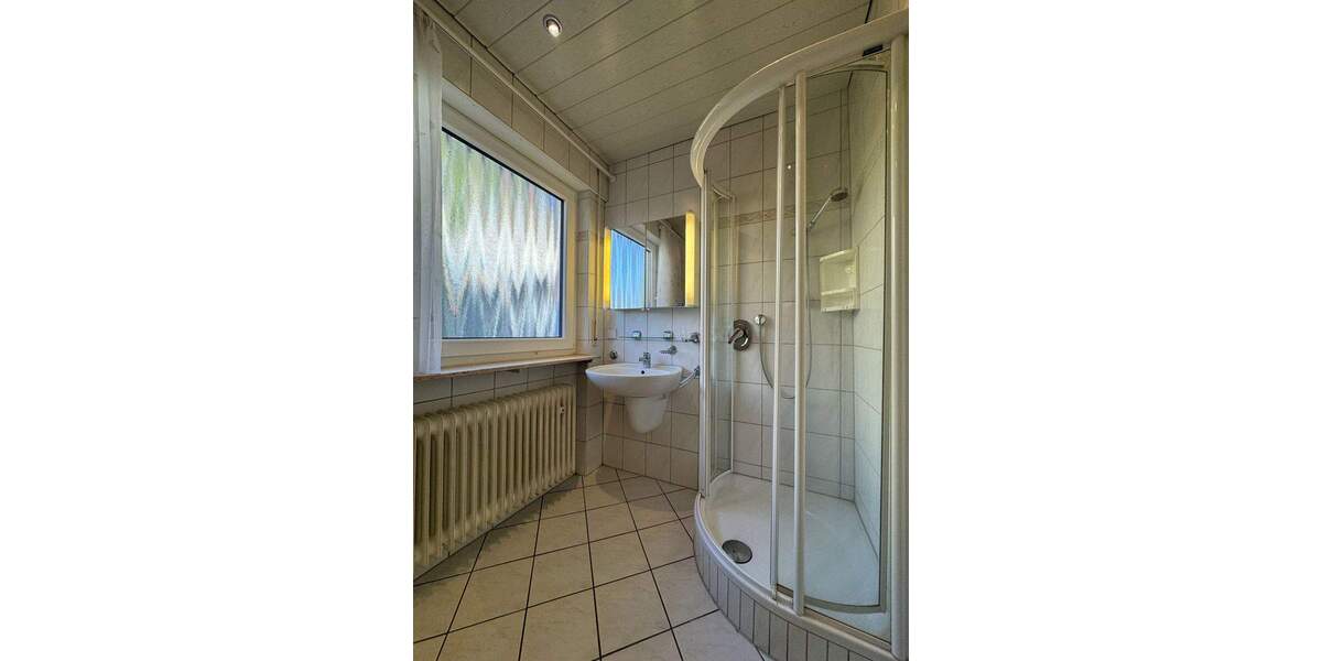 Doppelhaushälfte Böblingen - 6 Zimmer, 157 m&sup2;, 898.000&euro; | Angebot:23974307