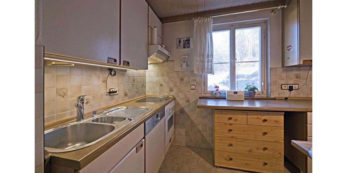 Einfamilienhaus Nagold - 7 Zimmer, 99 m&sup2;, 348.000&euro; | Angebot:25858427