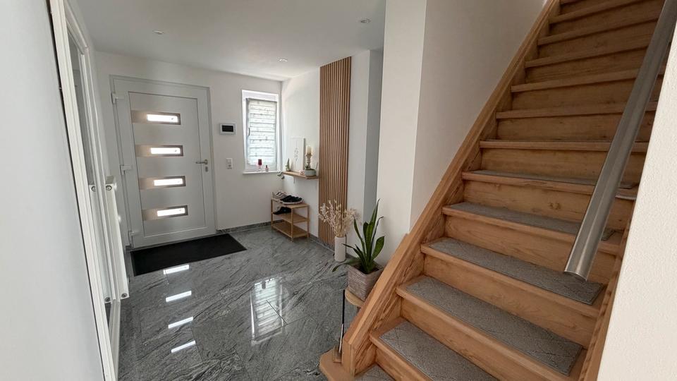 Reihenhaus Reutlingen Orschel-Hagen - 2.5 Zimmer, 82 m&sup2;, 349.000&euro; | Angebot:26817403