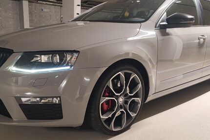 Skoda Octavia 118.500 km 18.900 € Stuttgart 70195